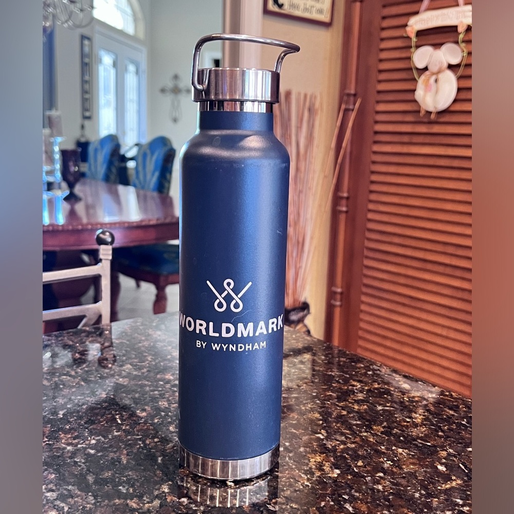 Worldmark by Wyndham Blue and Silver Travel Water Bottle